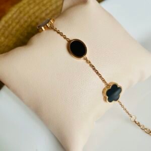 Trendy Oval Black Bracelet
