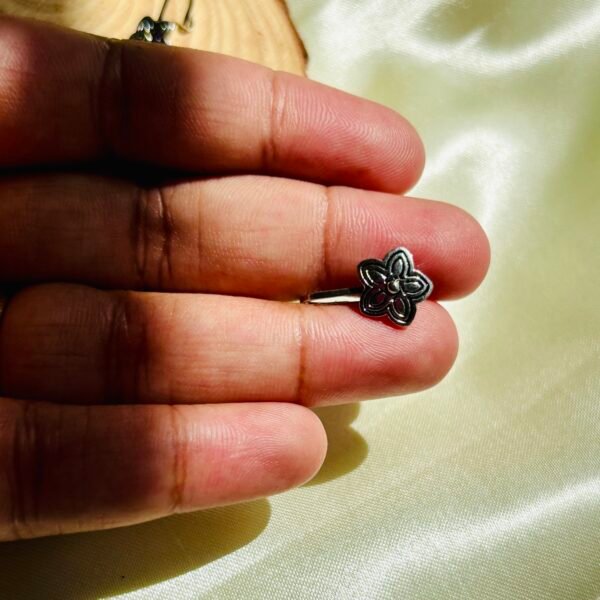 Trendy Nose Pin - Image 2