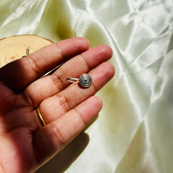 Beautiful Classic Designs Nose Ring - Image 2