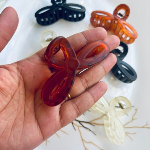 Pretty Claw - Image 2