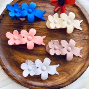 Premium Flowers Clutch
